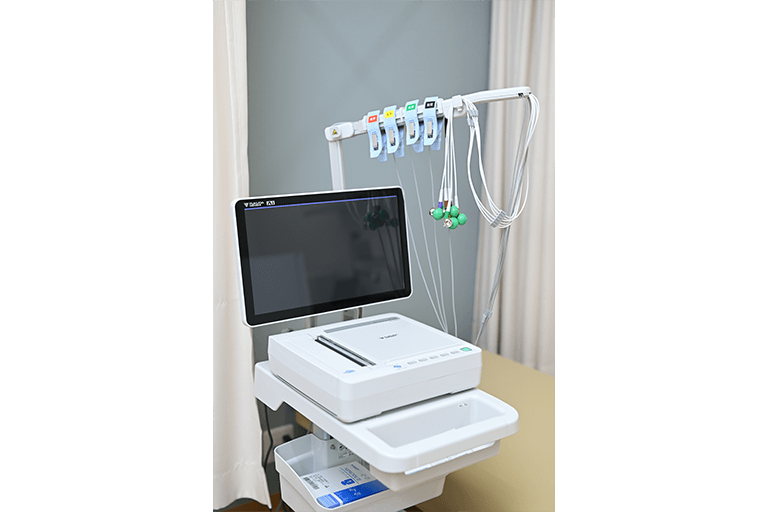 心電図検査装置「CardiMax 9 Ai」